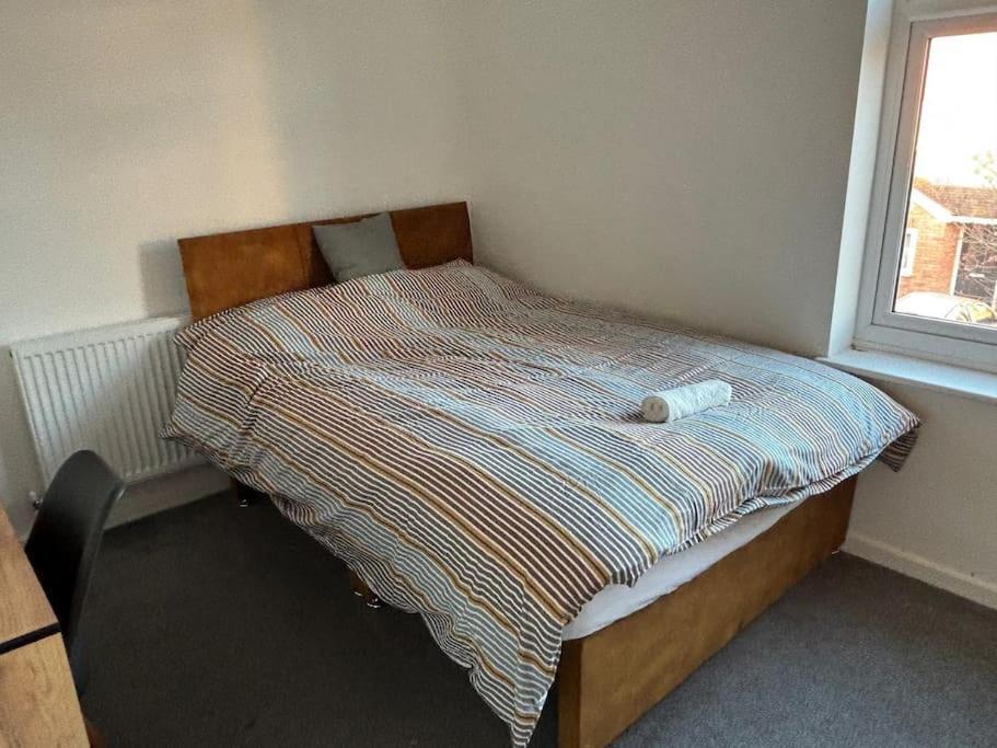 Cosy 4 Bed Period - Near And Hébergement de vacances *